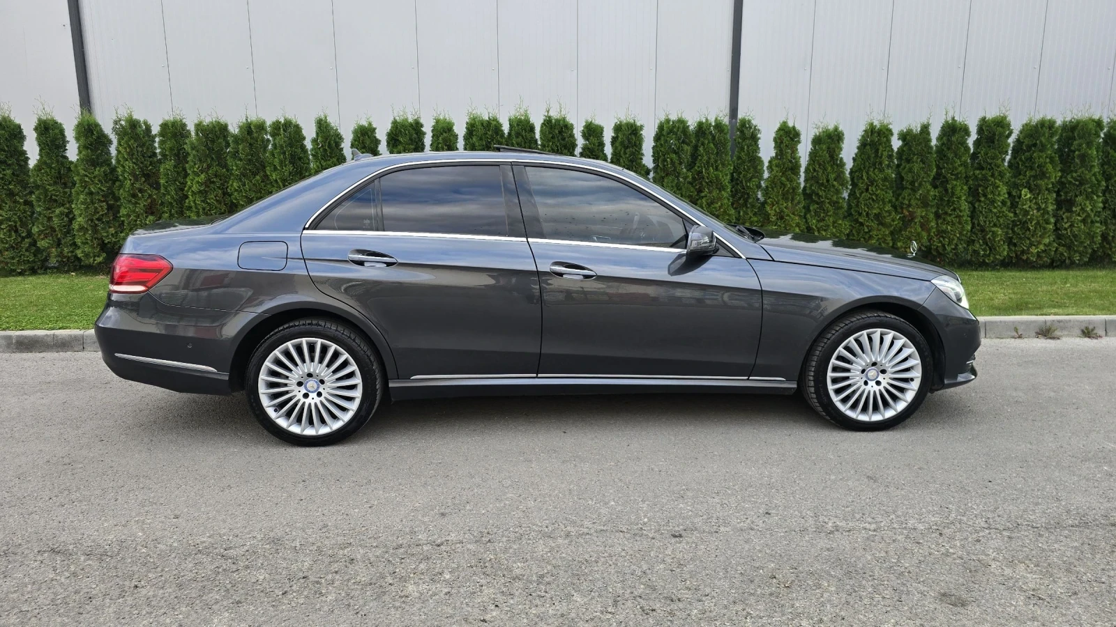 Mercedes-Benz E 350 cdi 258k.c* 4Motion* Keyless* Люк* ЛИЗИНГ*  - изображение 4