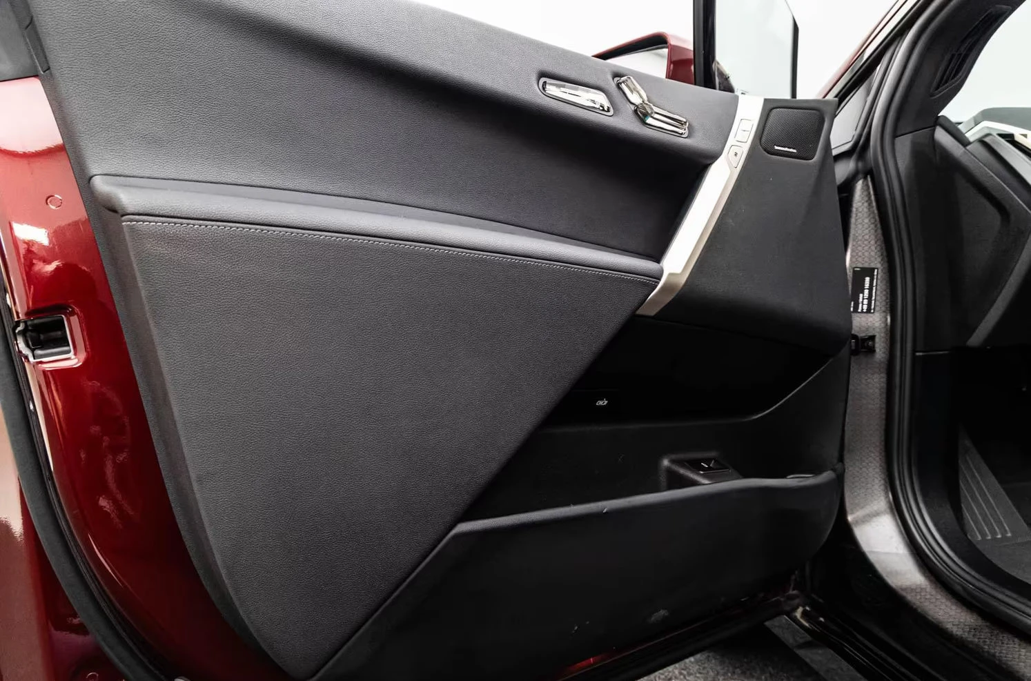 BMW iX 40xDrive/326HP/SPORT/LASER/HUD/360/H&K/MEMO/472g | Mobile.bg   14