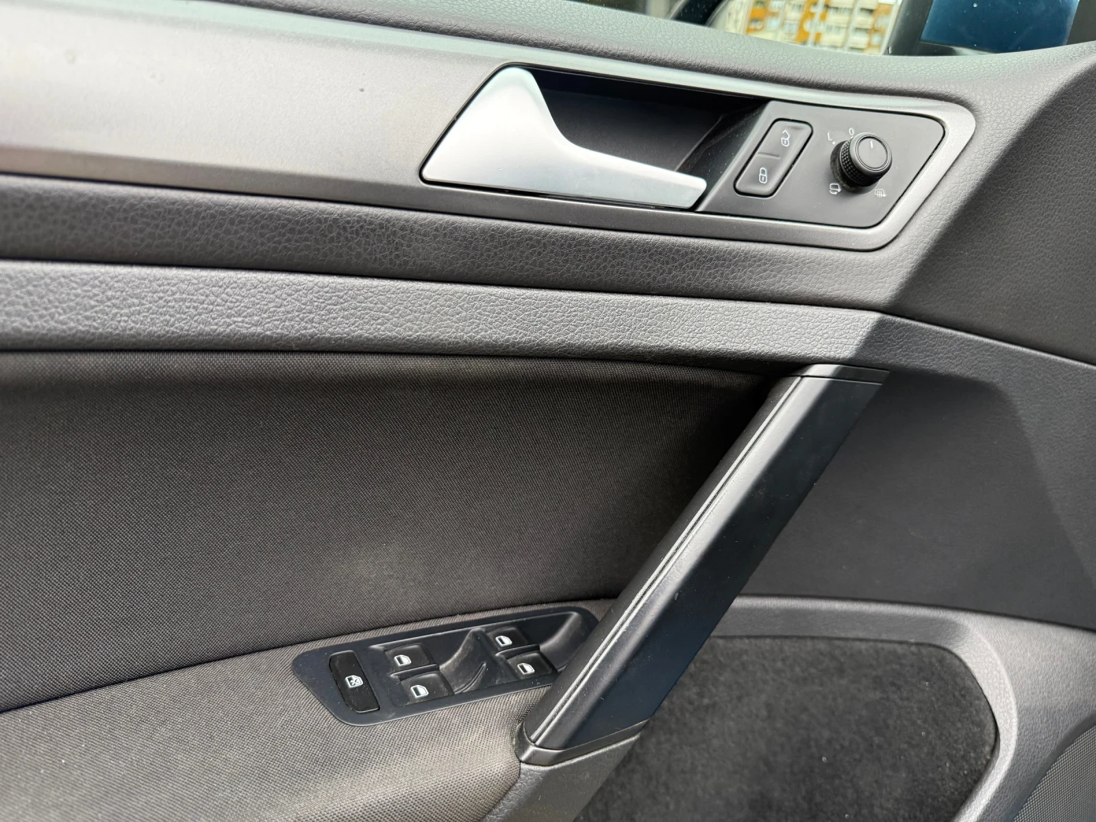 VW Golf | Mobile.bg   13