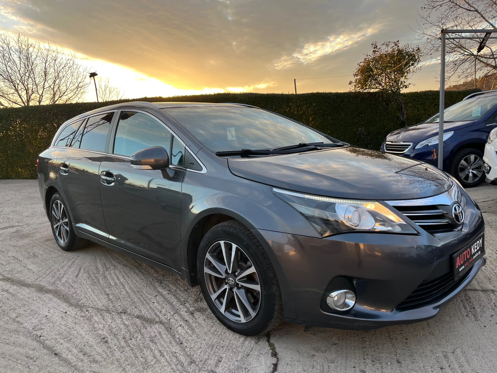 Toyota Avensis 2.2D Facelift LED | Mobile.bg � ����������� 3