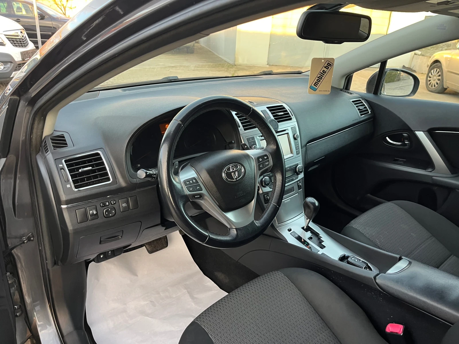 Toyota Avensis 2.2D Facelift LED | Mobile.bg � ����������� 10