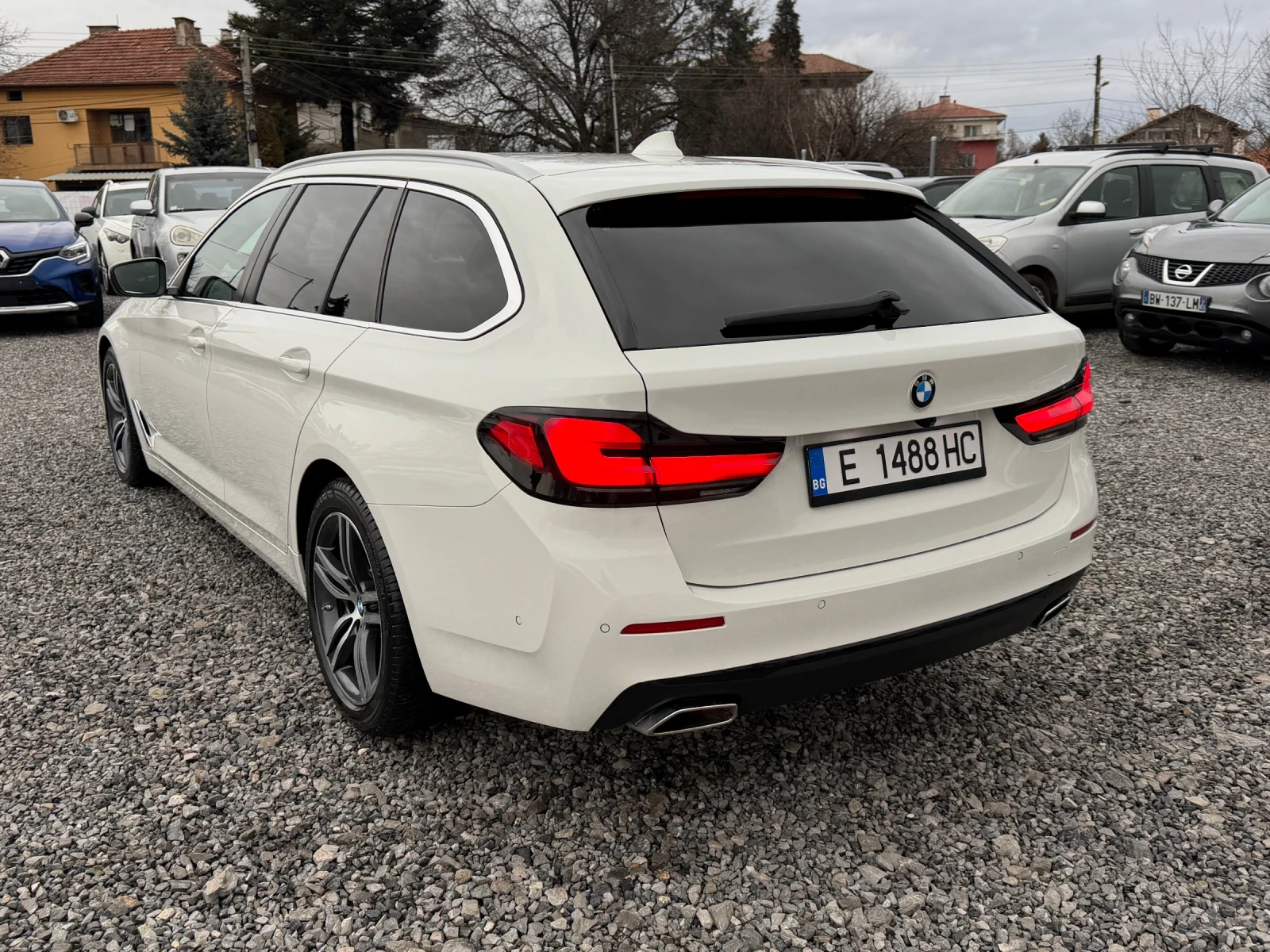 BMW 520 Mild Hybrid, X-Drive, Facelift 2022г.(G31). - изображение 6