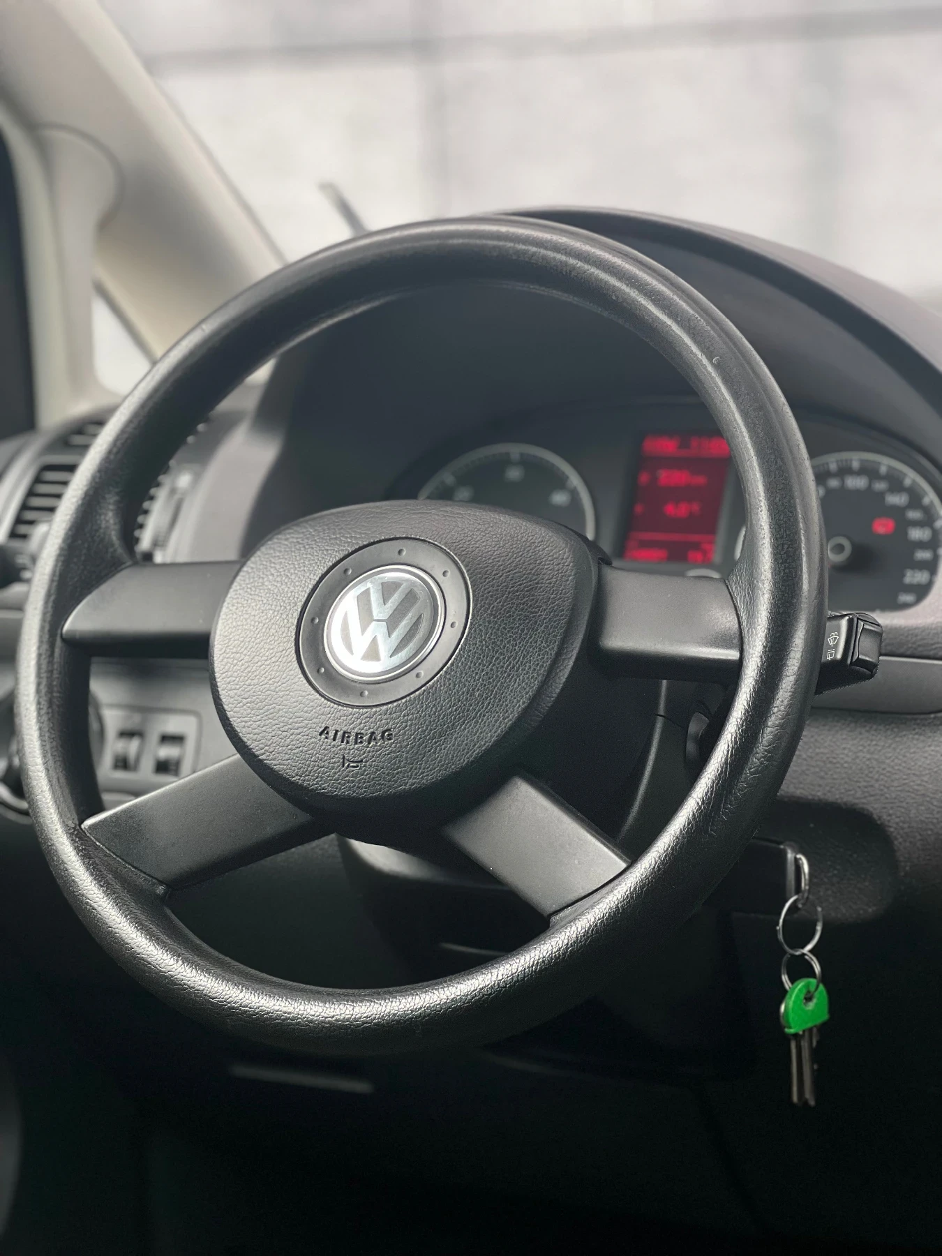 VW Touran 6+ 1;6ск;1.9TDI;Full;Top;Unikat, снимка 14 - Автомобили и джипове - 53728991