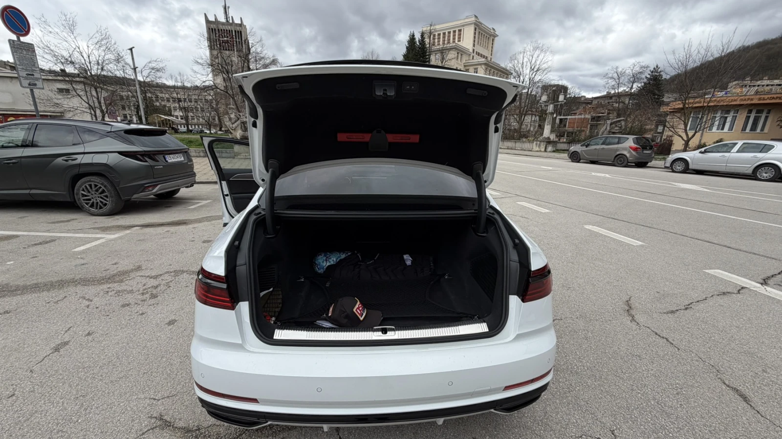 Audi A8 50 TDI, снимка 12 - Автомобили и джипове - 54184351