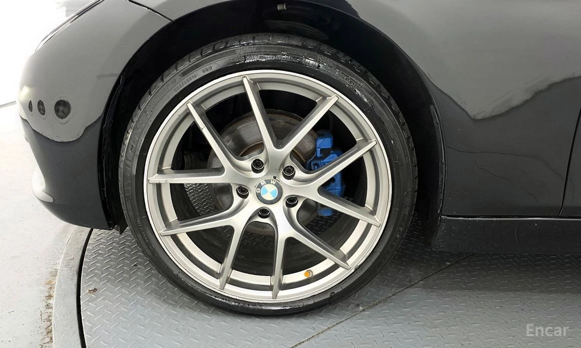 BMW 320, снимка 5 - Автомобили и джипове - 54601521
