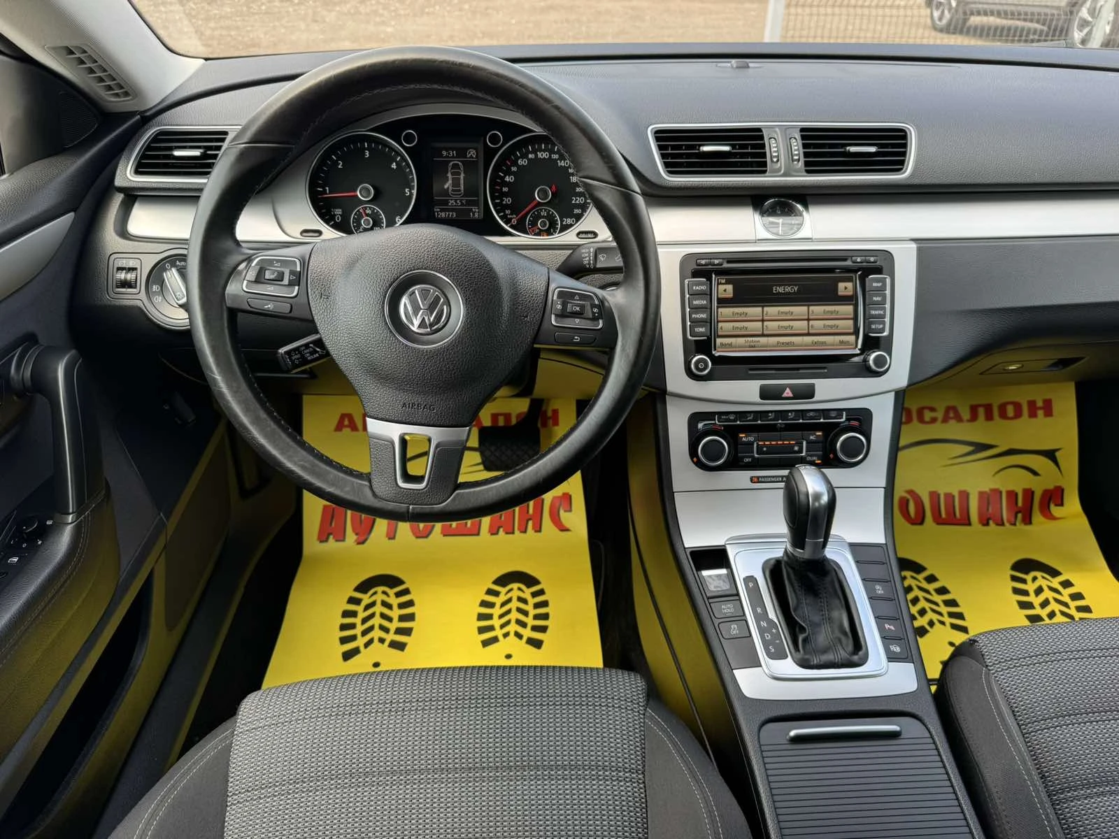 VW CC 2.0TDI, снимка 15 - Автомобили и джипове - 54941808