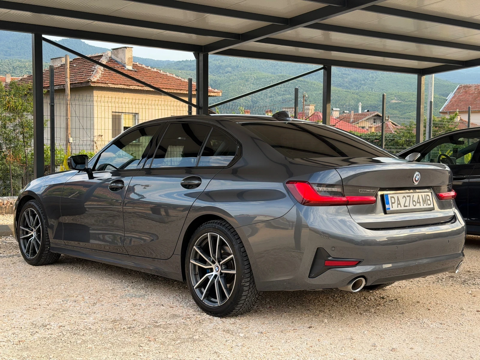 BMW 320 d/190кс/LED/ShadowLine/Обслужен, снимка 5 - Автомобили и джипове - 55317422