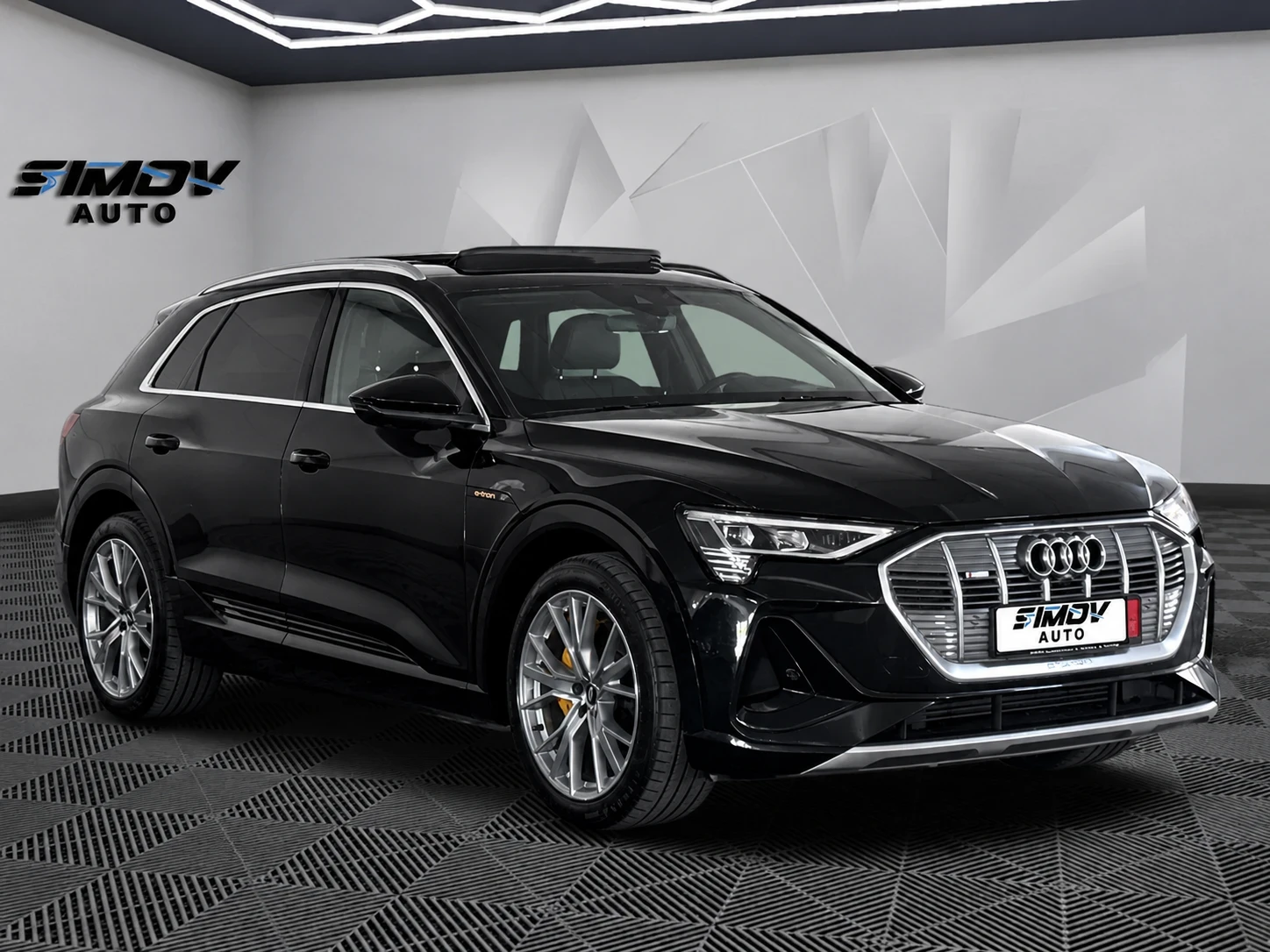Audi E-Tron 55 S-LINE PLUS 95KWH B&O HEAD-UP ПАНОРАМА KEYLESS , снимка 1 - Автомобили и джипове - 55615949