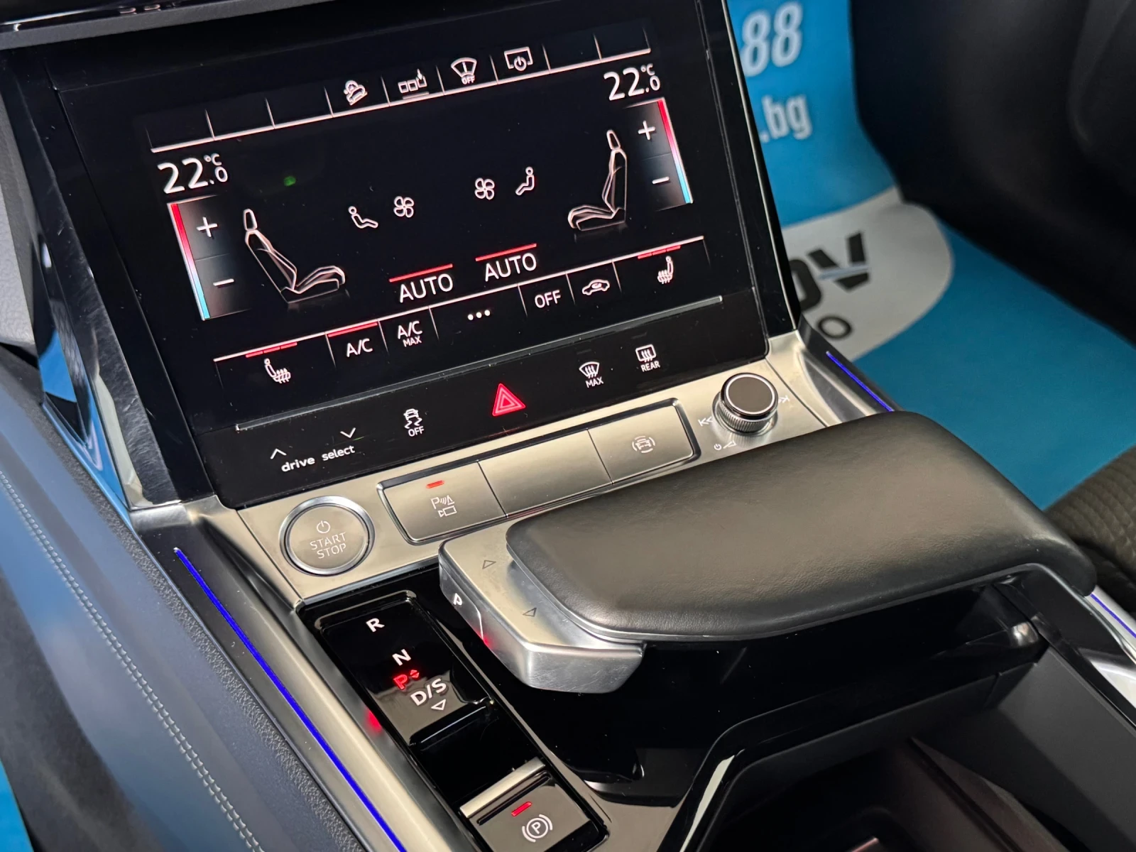 Audi E-Tron 55 S-LINE PLUS 95KWH B&O HEAD-UP ПАНОРАМА KEYLESS , снимка 11 - Автомобили и джипове - 55615949
