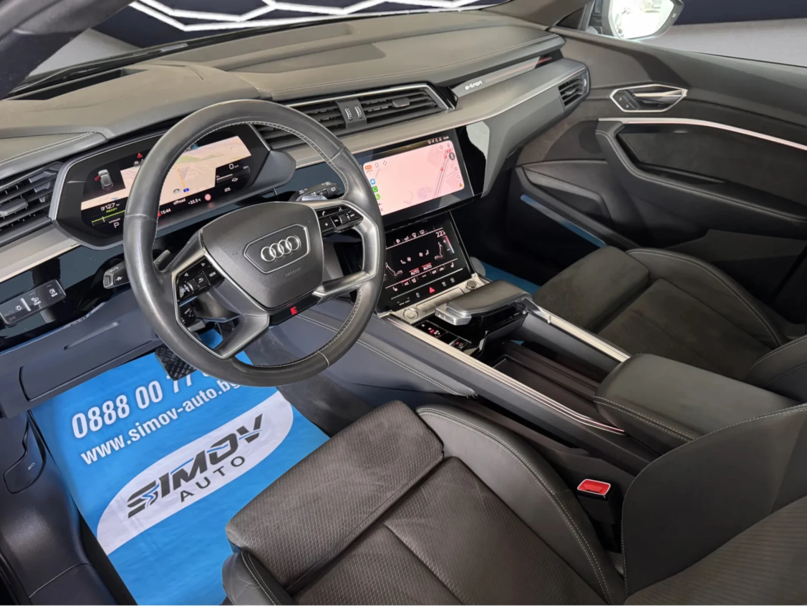 Audi E-Tron 55 S-LINE PLUS 95KWH B&O HEAD-UP ПАНОРАМА KEYLESS 