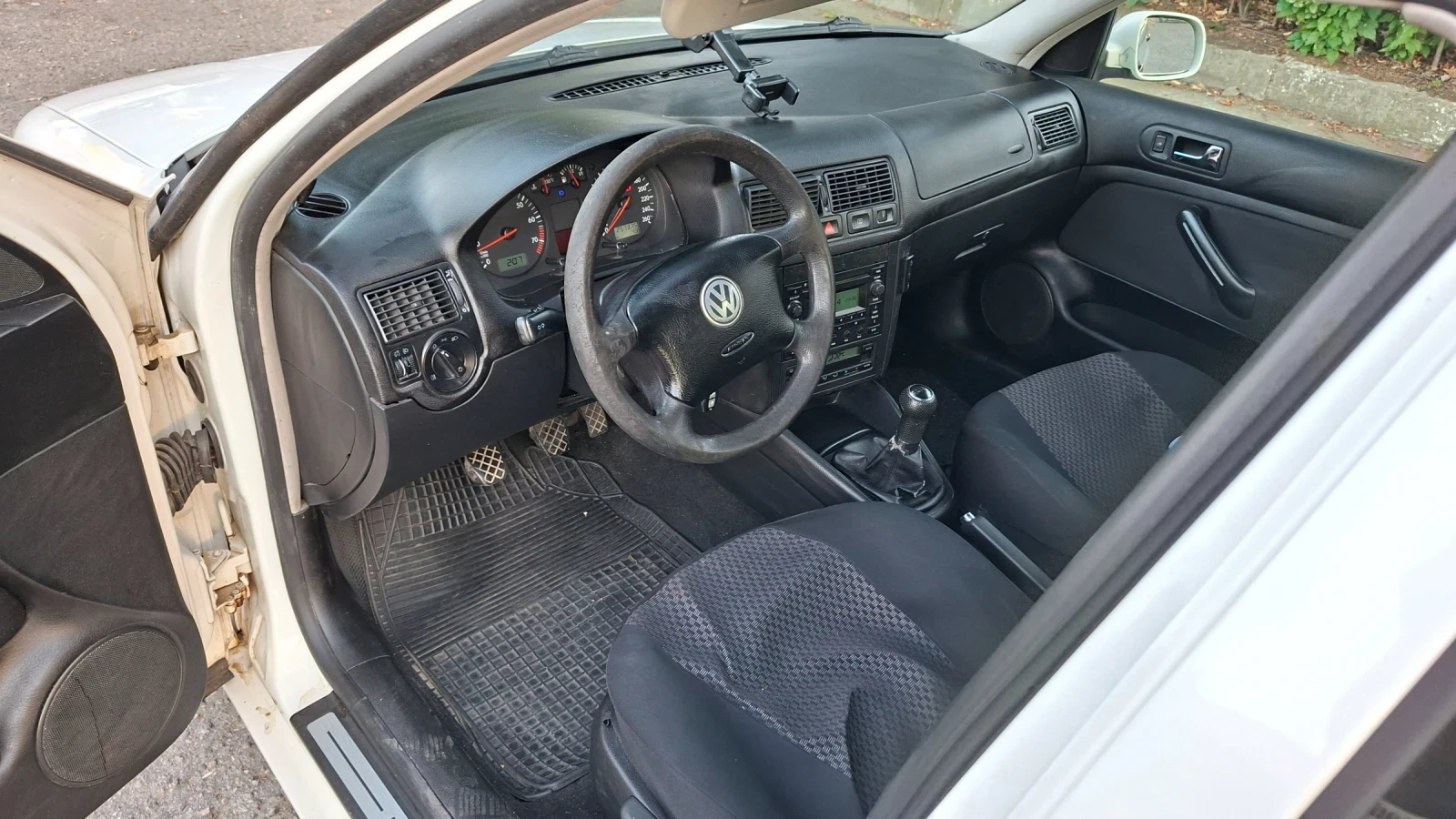 VW Golf, снимка 7 - Автомобили и джипове - 55904634