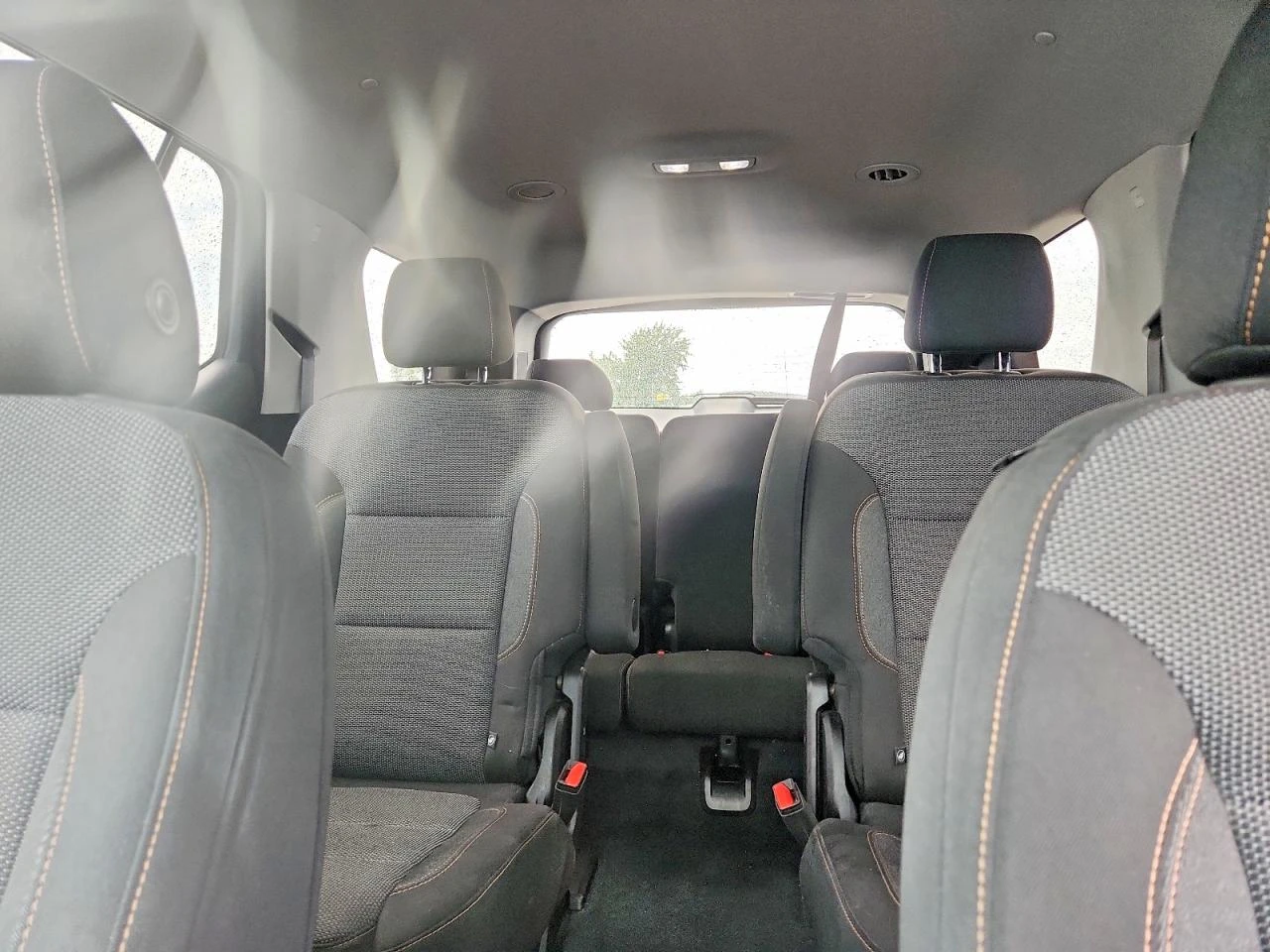 Chevrolet Traverse 3.6l Lt, снимка 10 - Автомобили и джипове - 56052995