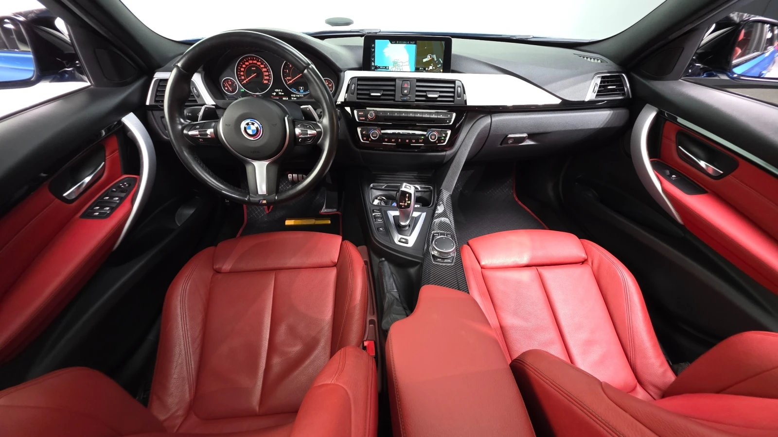 BMW 330 IPERFORMANCE Plug-in Hybrid, снимка 6 - Автомобили и джипове - 56309812