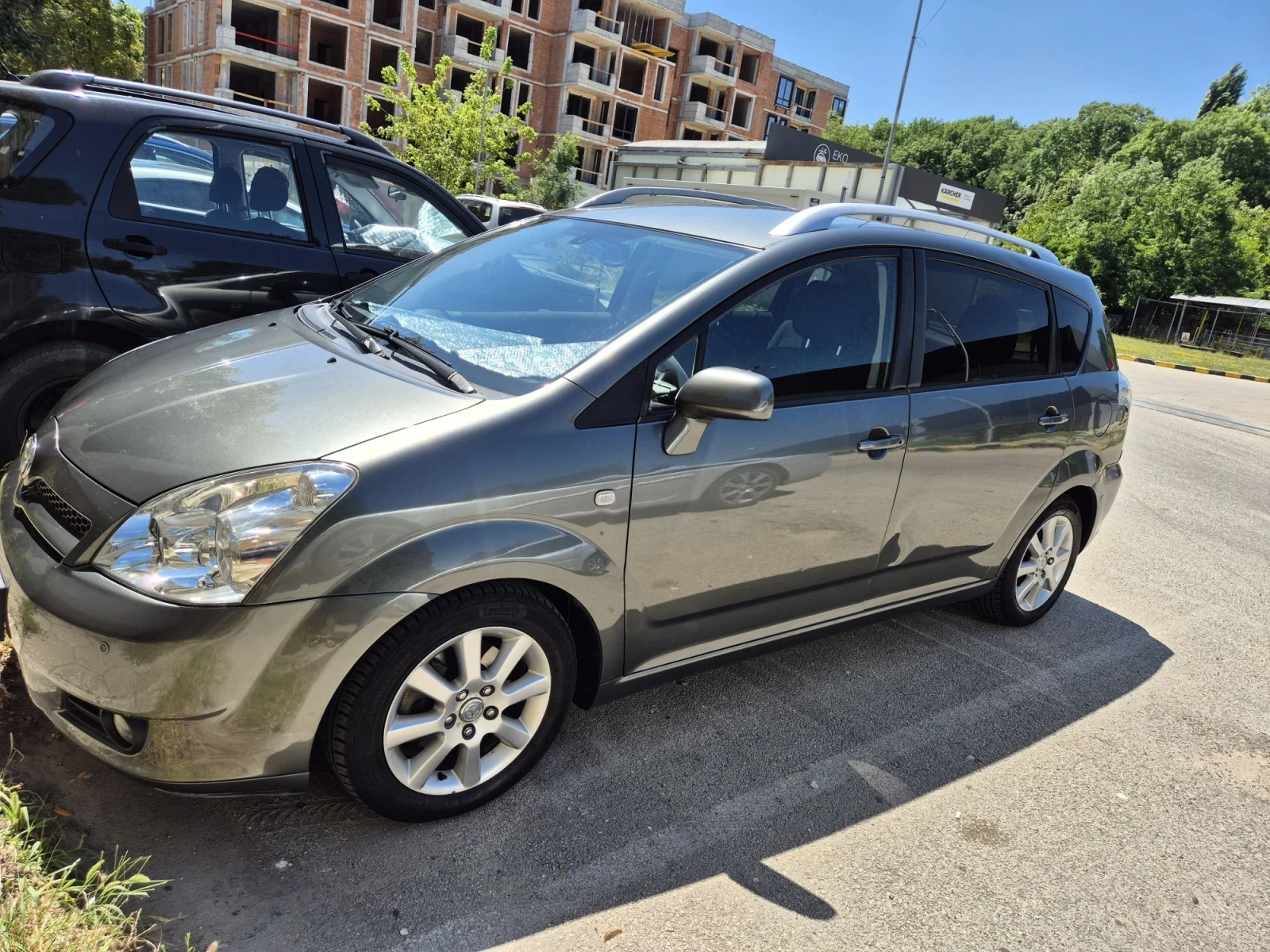 Toyota Corolla verso Ван, снимка 7 - Автомобили и джипове - 56451638