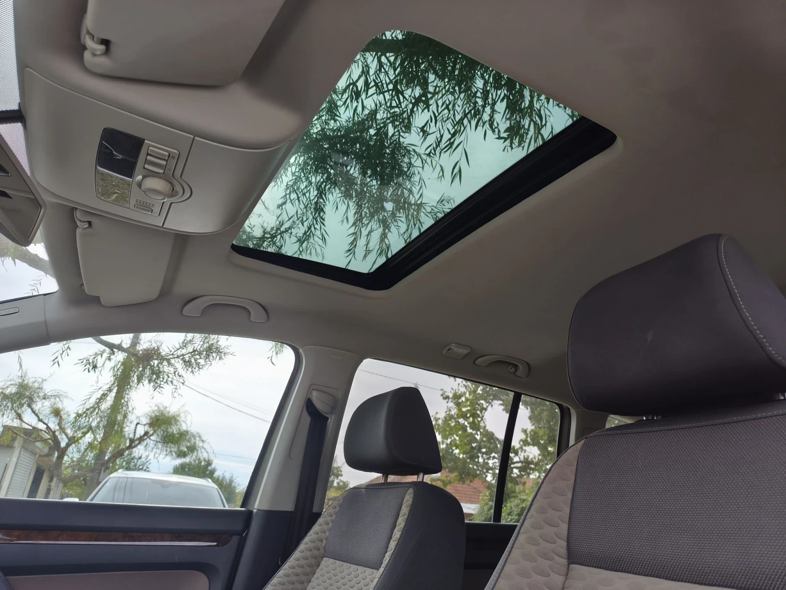 VW Touran 2.0 DSG 170k.c. | Mobile.bg � ����������� 8