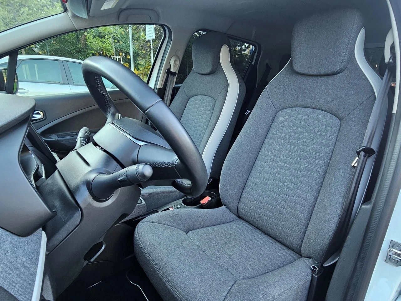 Renault Zoe II NEW 52kW 420�� ������ CCS 53000�� 2023� | Mobile.bg � ����������� 10