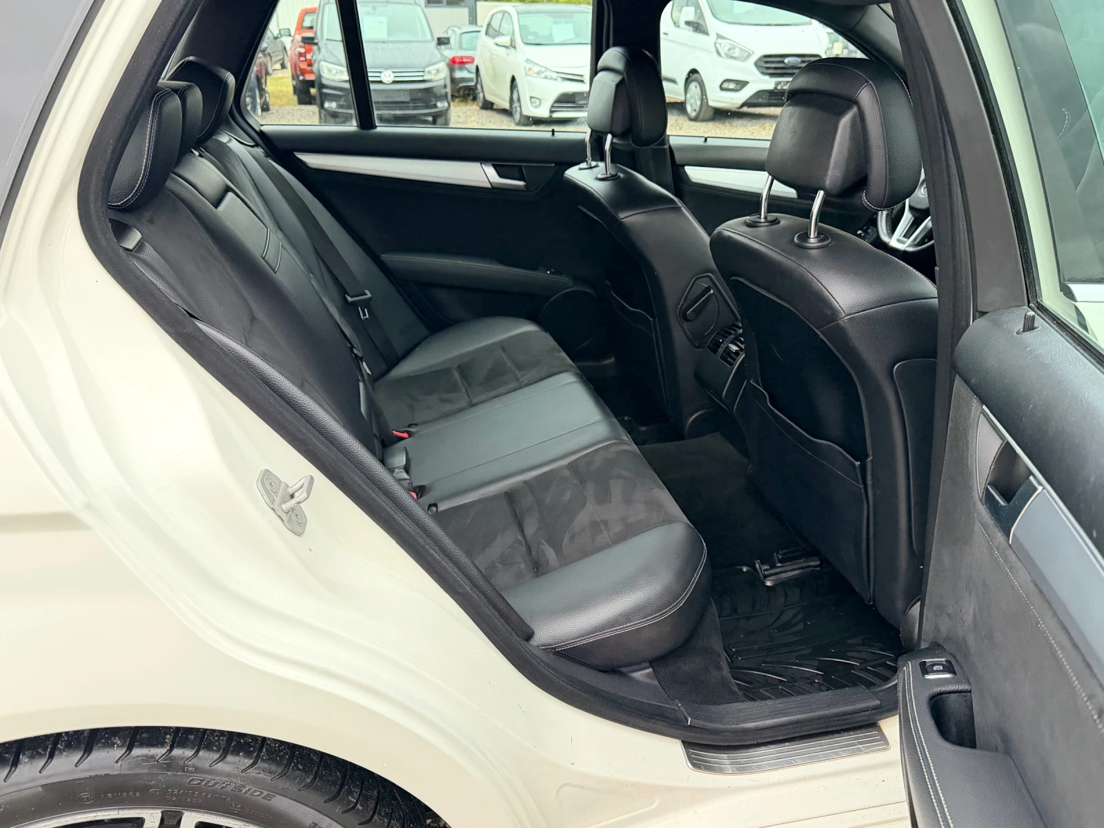 Mercedes-Benz C 220 2.2CDi 170�� * AMG-�����* * ���������*  | Mobile.bg � ����������� 15
