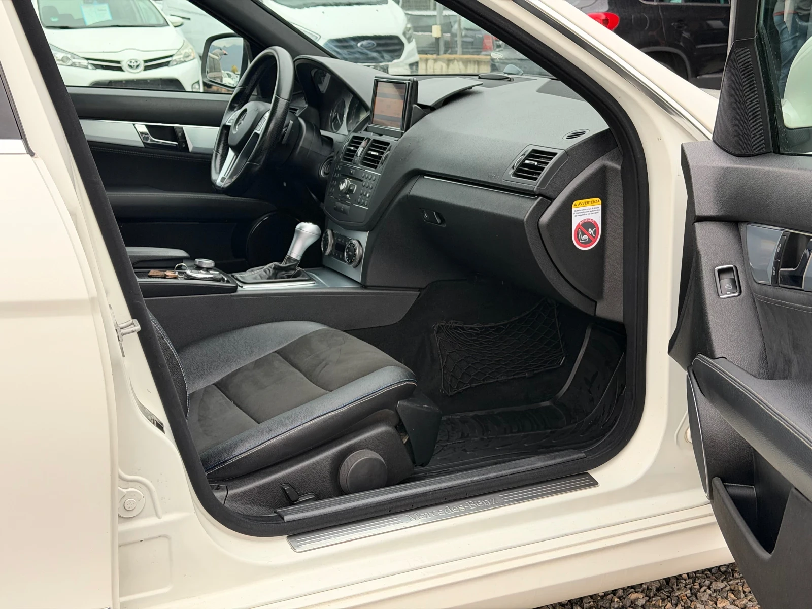 Mercedes-Benz C 220 2.2CDi 170�� * AMG-�����* * ���������*  | Mobile.bg � ����������� 11