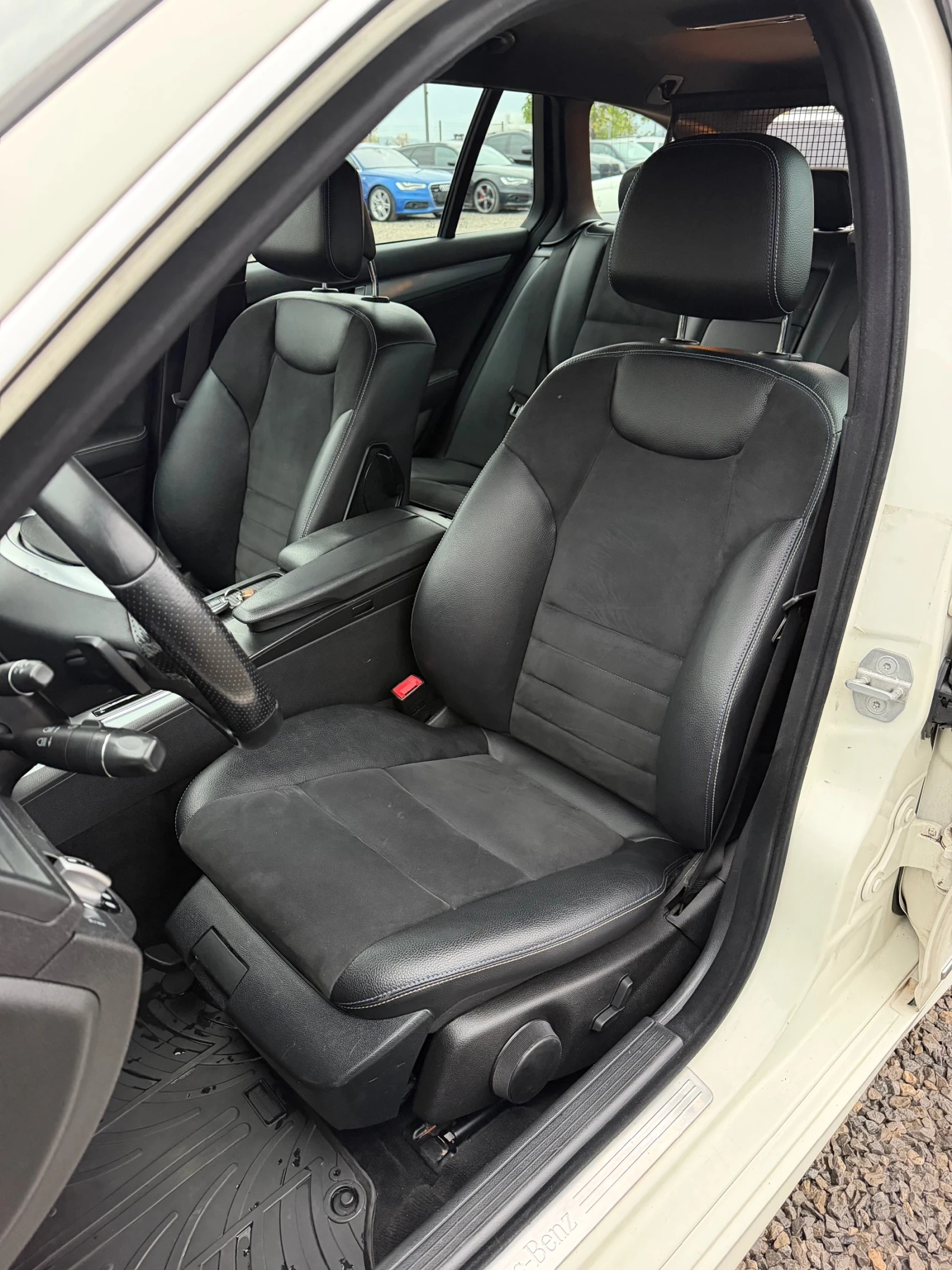 Mercedes-Benz C 220 2.2CDi 170�� * AMG-�����* * ���������*  | Mobile.bg � ����������� 12