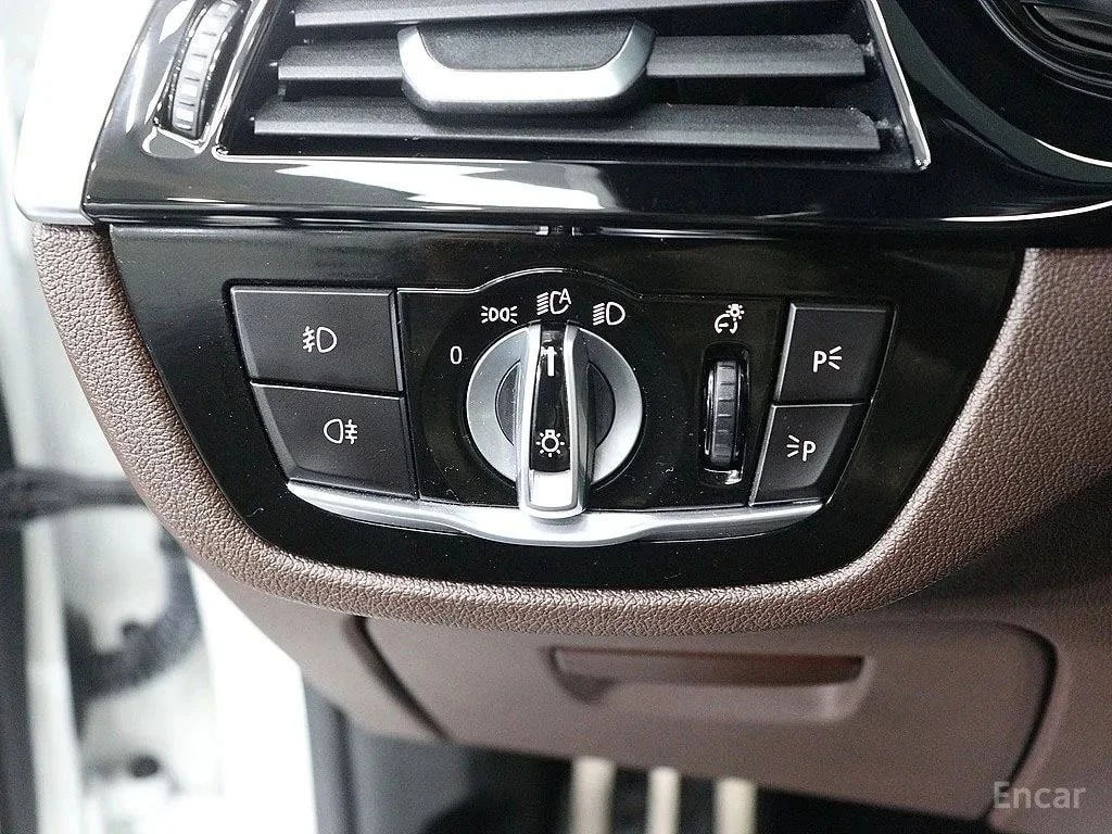 BMW 520, снимка 14 - Автомобили и джипове - 56714857