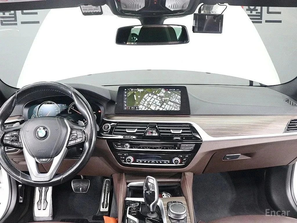 BMW 520, снимка 7 - Автомобили и джипове - 56714857