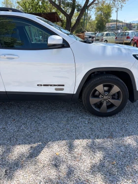 Jeep Cherokee 2.2D, снимка 4