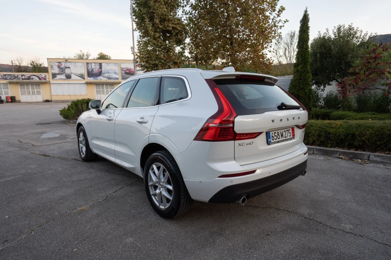 Volvo XC60 Т8 PLUG-IN Т8, снимка 4 - Автомобили и джипове - 47829577