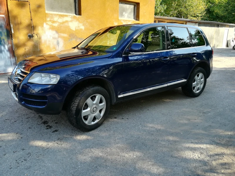 VW Touareg, снимка 2 - Автомобили и джипове - 47621884