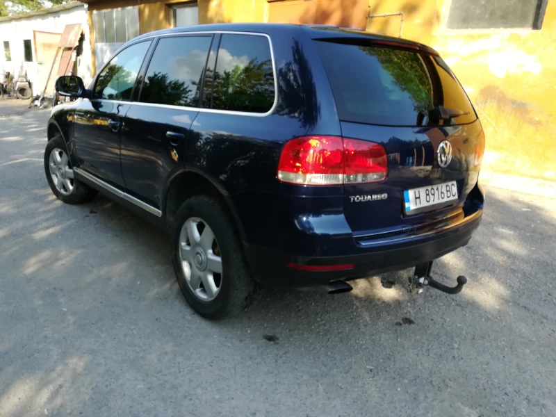 VW Touareg, снимка 6 - Автомобили и джипове - 47621884