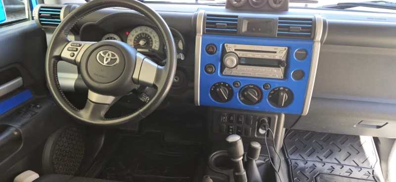 Toyota Fj cruiser 4.0 GAS DIFF LOCK, снимка 6 - Автомобили и джипове - 49548220