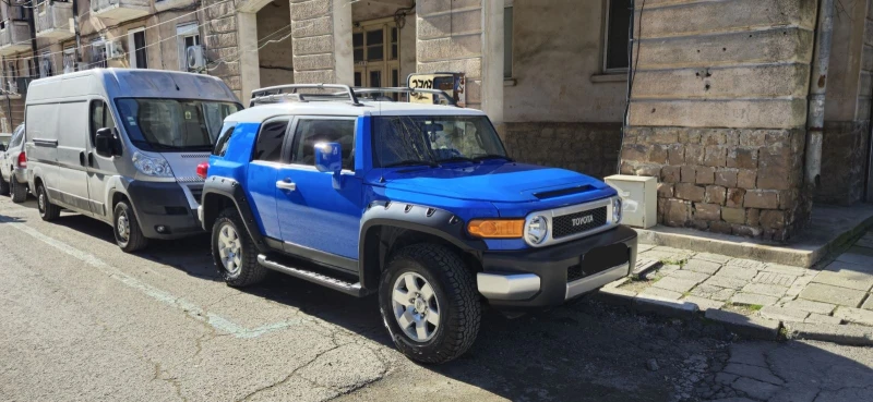 Toyota Fj cruiser 4.0 GAS DIFF LOCK, снимка 1 - Автомобили и джипове - 49548220