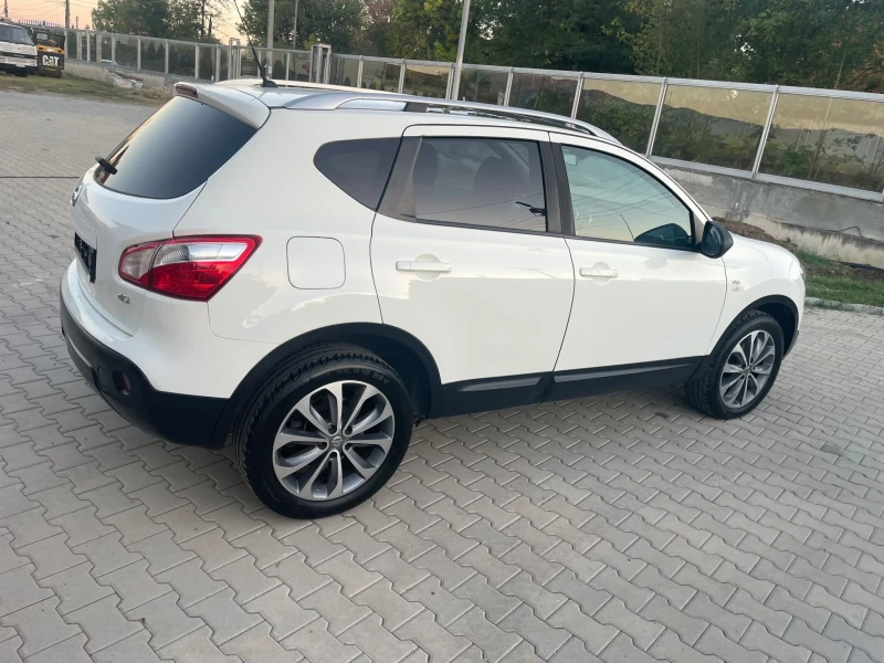 Nissan Qashqai 2.0 dCi DPF Tekna 4x4 Автомат Made in Italy N-TEC, снимка 6 - Автомобили и джипове - 51791888