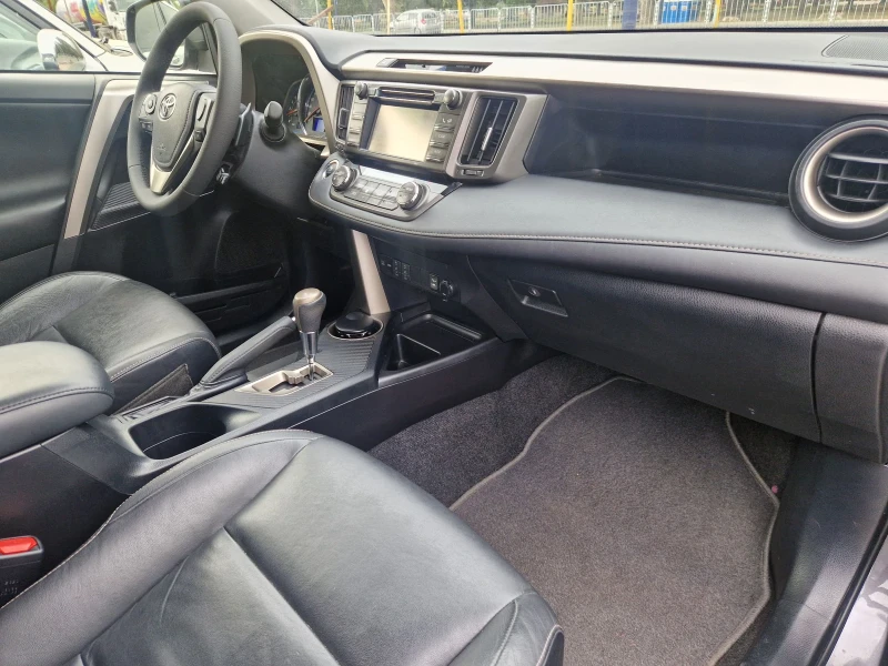 Toyota Rav4 EXECUTIVE AWD 2.2D-CAT, снимка 11 - Автомобили и джипове - 51842064