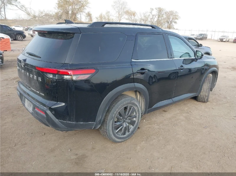 Nissan Pathfinder SV 4WD* ПОДГРЕВ* КАМЕРА, снимка 8 - Автомобили и джипове - 52726013