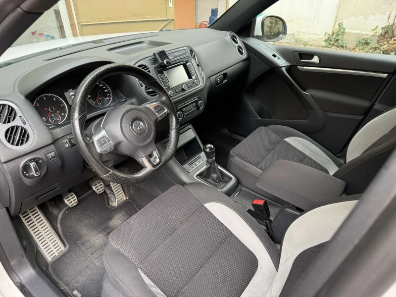VW Tiguan 2.0 TDI, снимка 5 - Автомобили и джипове - 52865094
