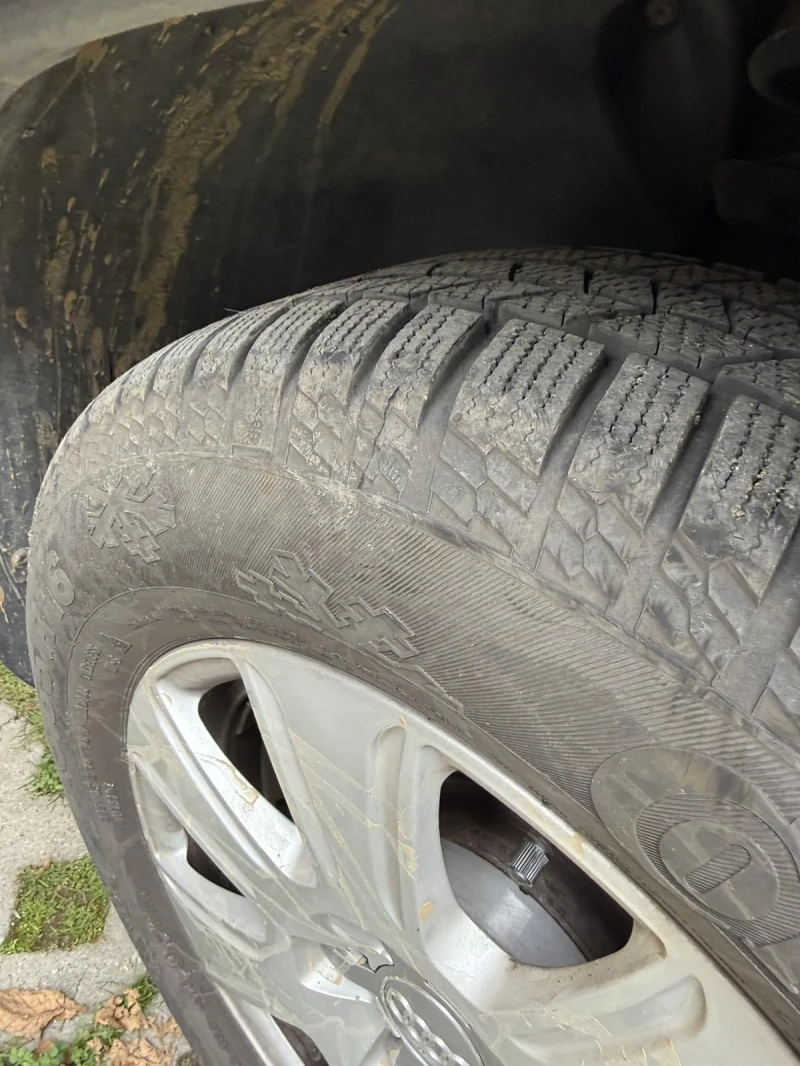 VW Tiguan 2.0 TDI, снимка 8 - Автомобили и джипове - 52865094