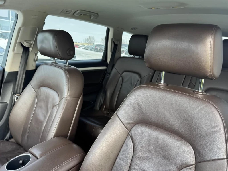 Audi Q7 * 3.0L * CARFAX * ЦЕНА ДО БГ, снимка 8 - Автомобили и джипове - 53032509