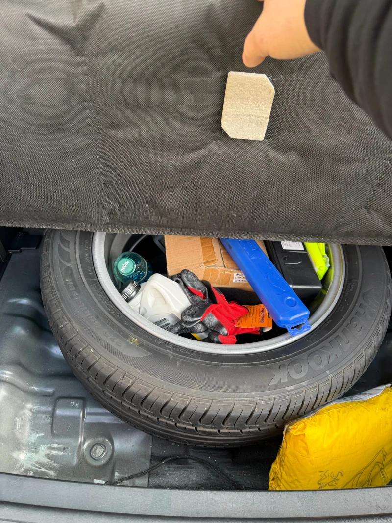 Hyundai IX35, снимка 12 - Автомобили и джипове - 53401608