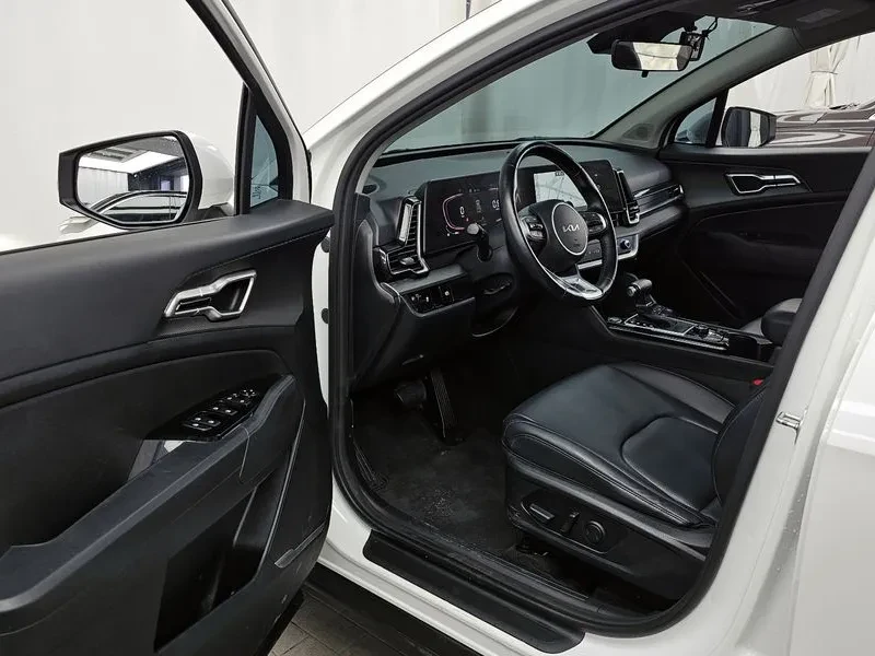 Kia Sportage 2.0 CRDi 4WD, снимка 10 - Автомобили и джипове - 54276417