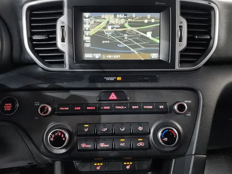 Kia Sportage Diesel 1.7 2Wd Trendy, снимка 13 - Автомобили и джипове - 55748733