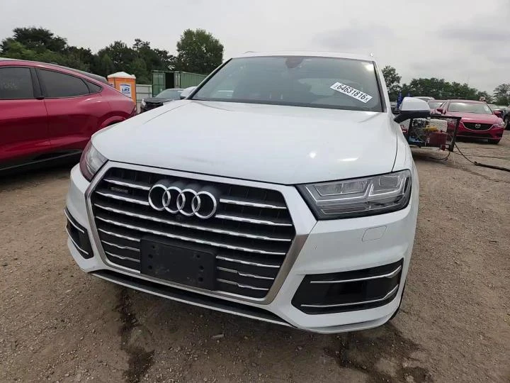 Audi Q7 3.0l Premium Plus, снимка 13 - Автомобили и джипове - 55956674