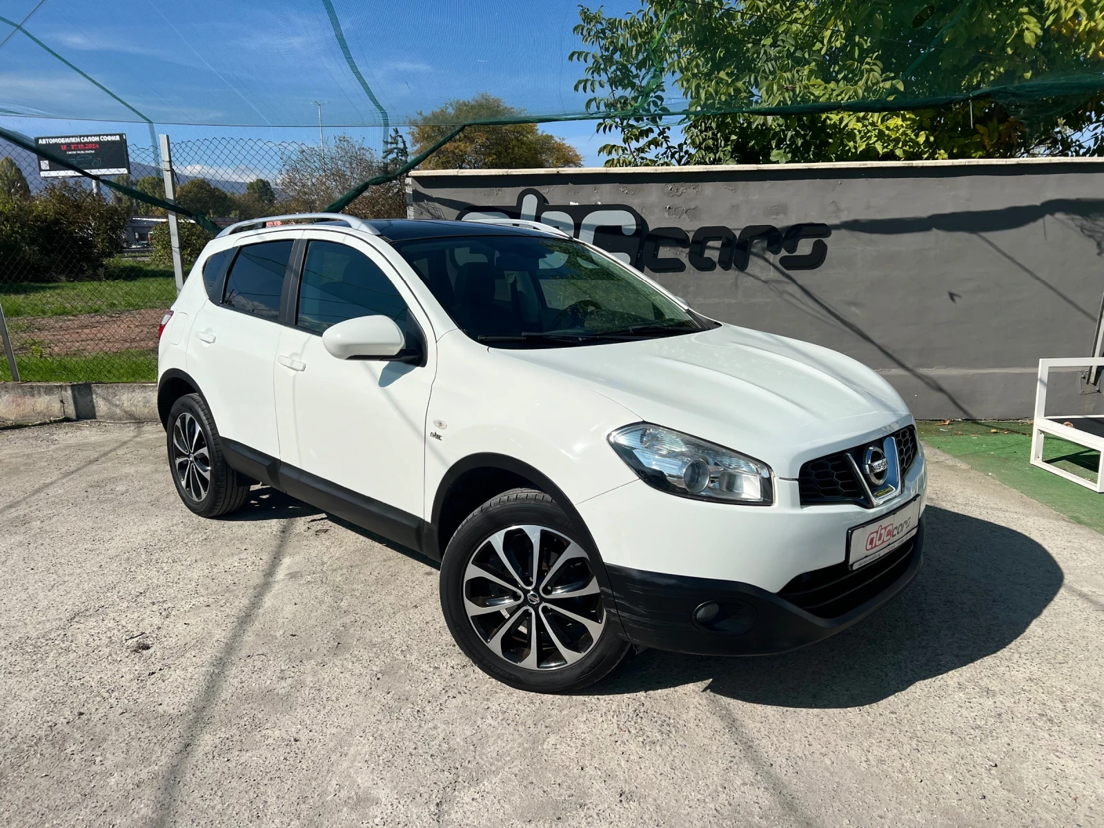 Nissan Qashqai 2.0i 4WD Euro5a - изображение 2