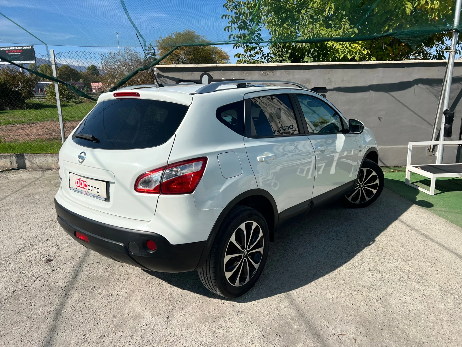 Nissan Qashqai 2.0i 4WD Euro5a - изображение 4