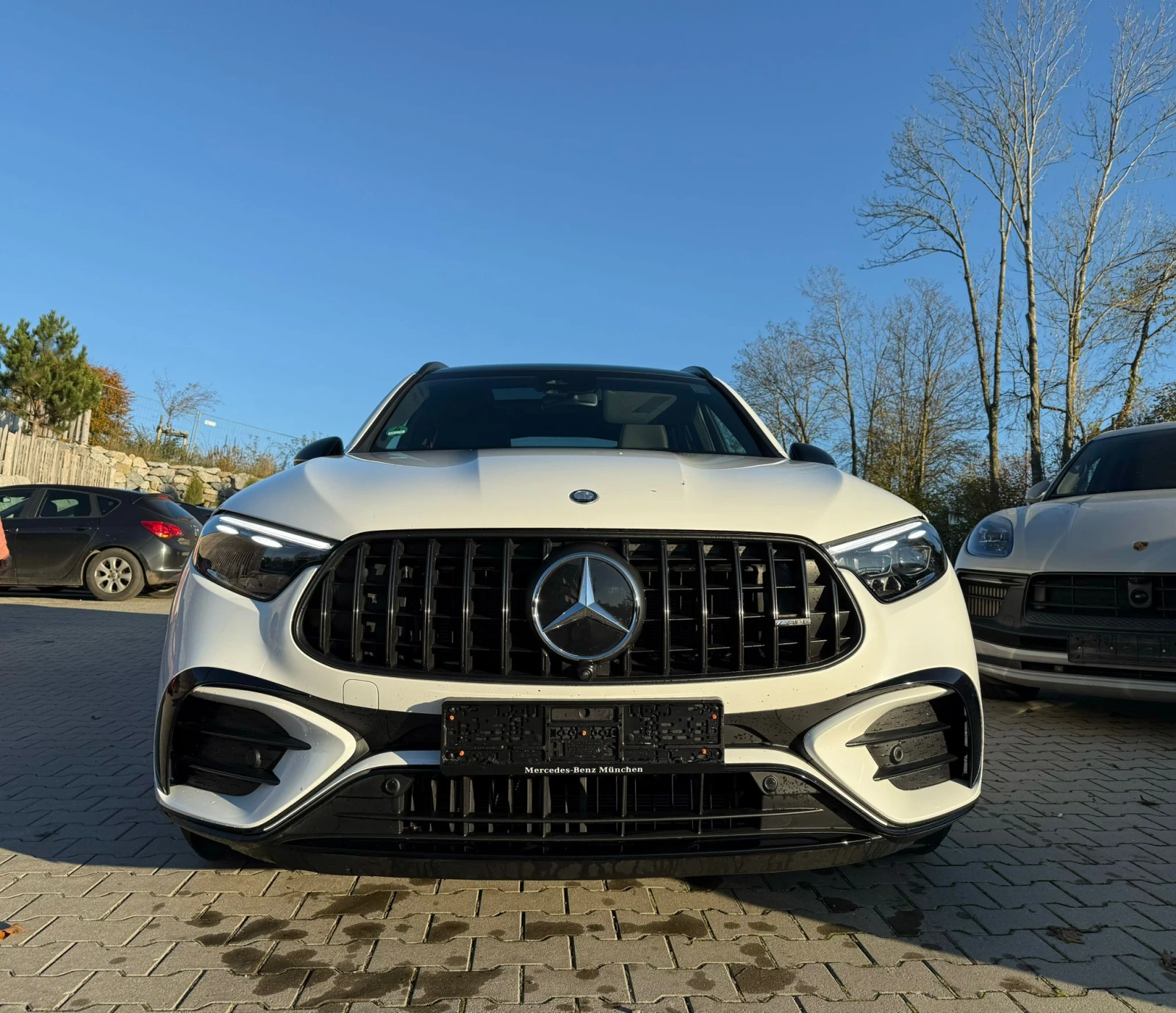 Mercedes-Benz GLC 43 AMG AMG 4Matic Pano Burm Distr HUD Digital - изображение 3