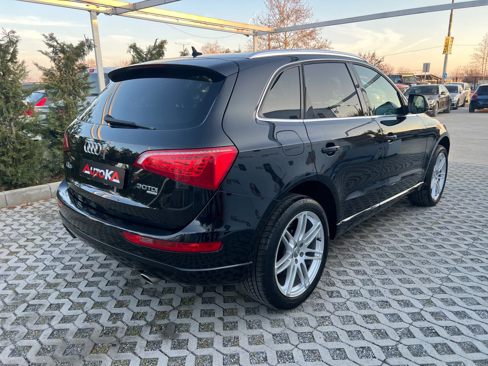 Audi Q5 3.0TDI-239кс= АВТОМАТ= 4х4= ОБДУХВАНЕ= ПАНОРАМА - изображение 3