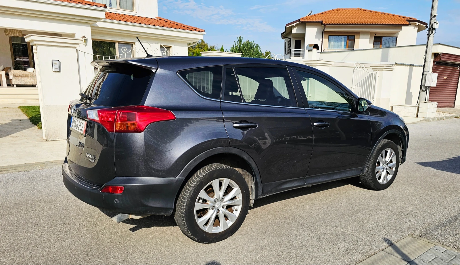 Toyota Rav4 EXECUTIVE AWD 2.2D-CAT - изображение 5