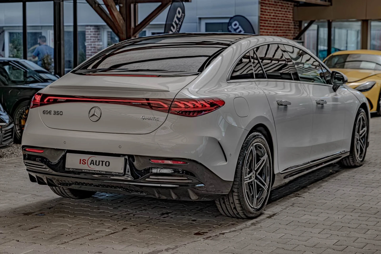 Mercedes-Benz EQE 350/4Matic/AMG Line/Панорама/Мемори/Камера/Exclusi, снимка 6 - Автомобили и джипове - 54840605