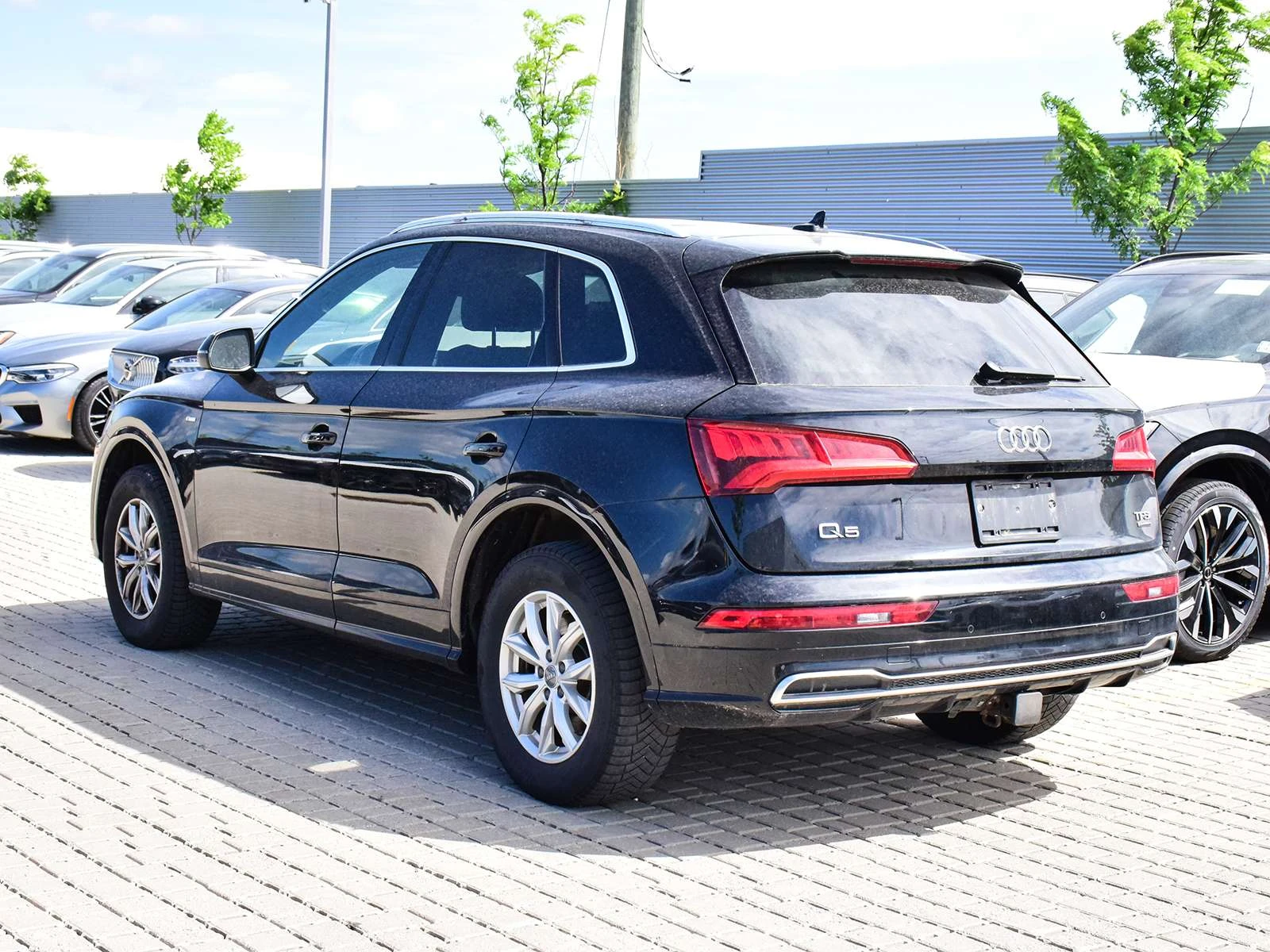 Audi Q5 Technik S / 360 / LED / ФИКСИРАНА ЦЕНА ДО БГ , снимка 7 - Автомобили и джипове - 54944619