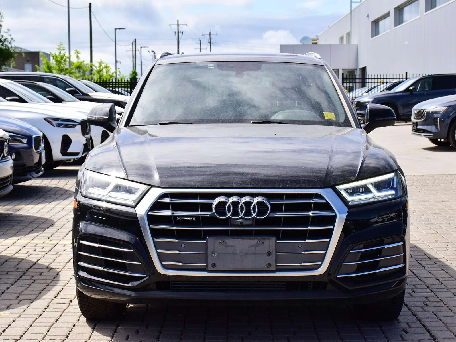 Audi Q5 Technik S / 360 / LED / ФИКСИРАНА ЦЕНА ДО БГ , снимка 4 - Автомобили и джипове - 54944619