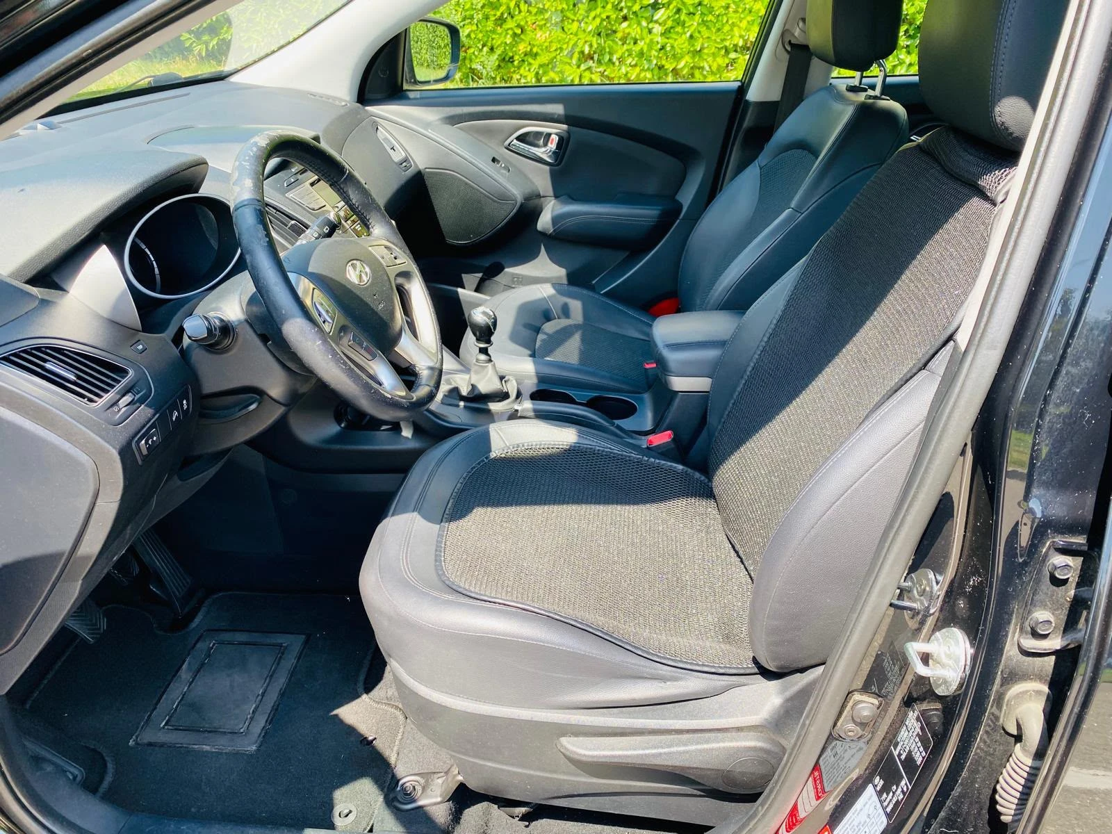 Hyundai IX35, снимка 10 - Автомобили и джипове - 55320929